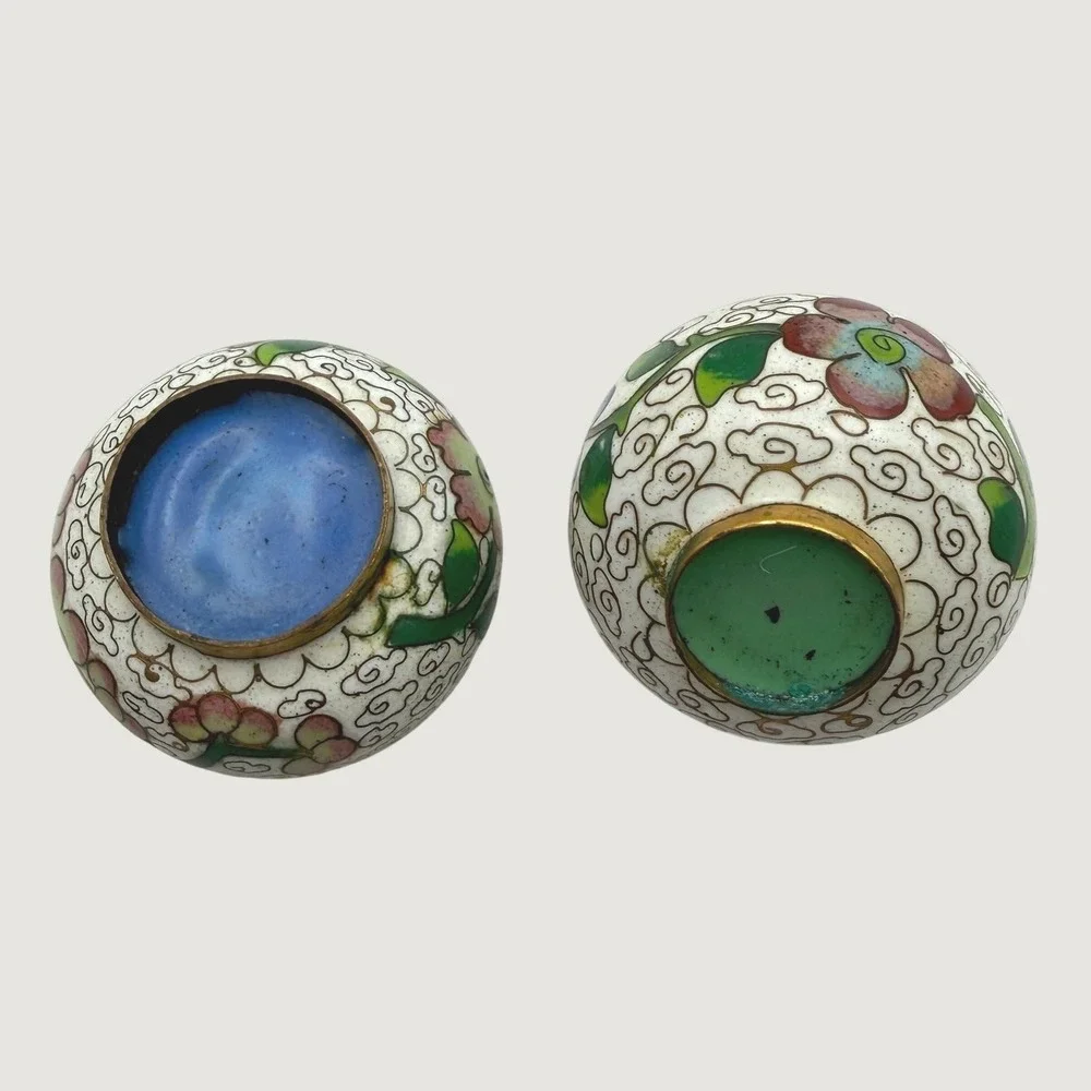 Vintage Chinese Cloisonne Enamel Salt Cellar Pepper Shaker Set Floral Gold